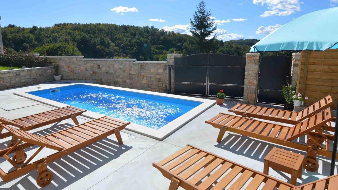 Villa Beram Extérieur photo
