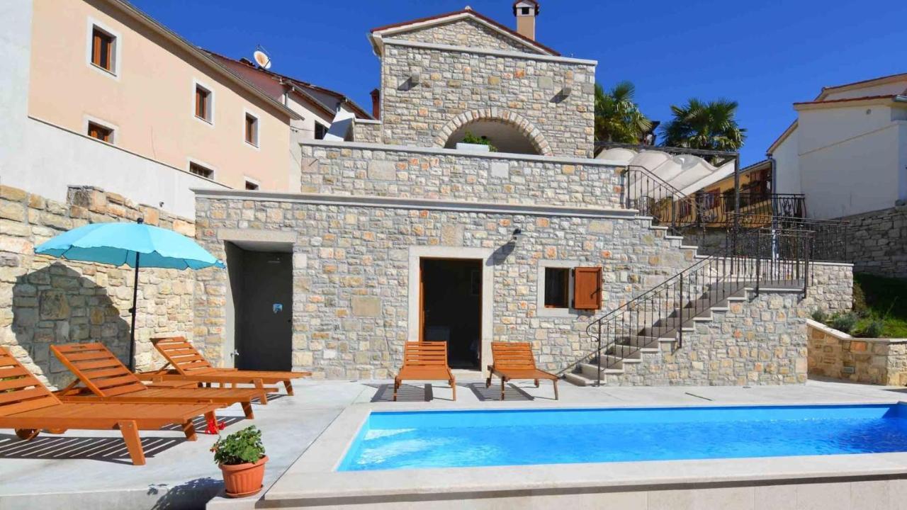 Villa Beram Extérieur photo