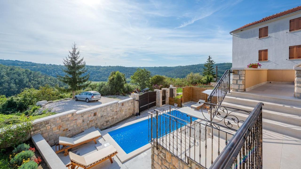 Villa Beram Extérieur photo