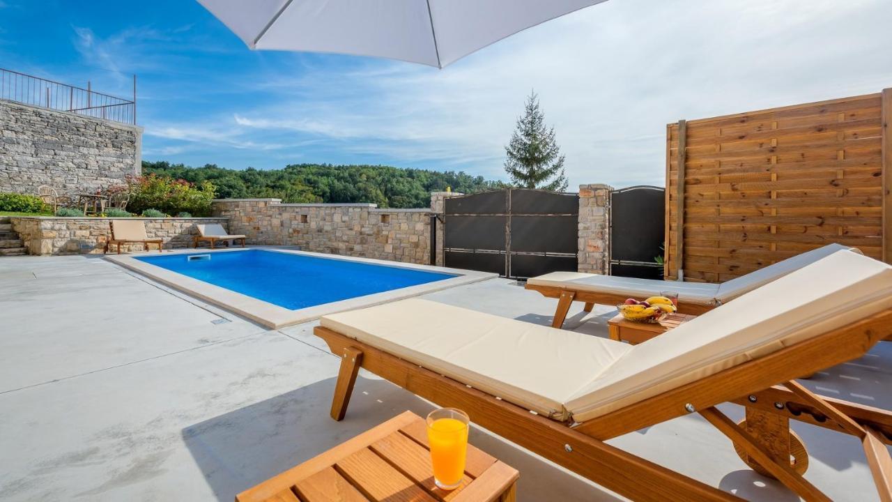 Villa Beram Extérieur photo