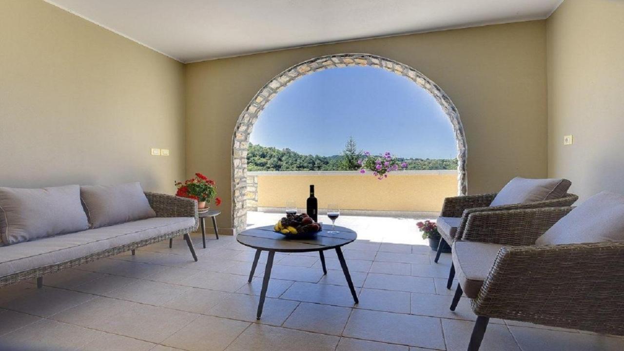 Villa Beram Extérieur photo
